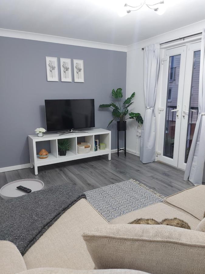 Lovely 1-Bedroom Condo With Parking On Premises Minworth Eksteriør billede