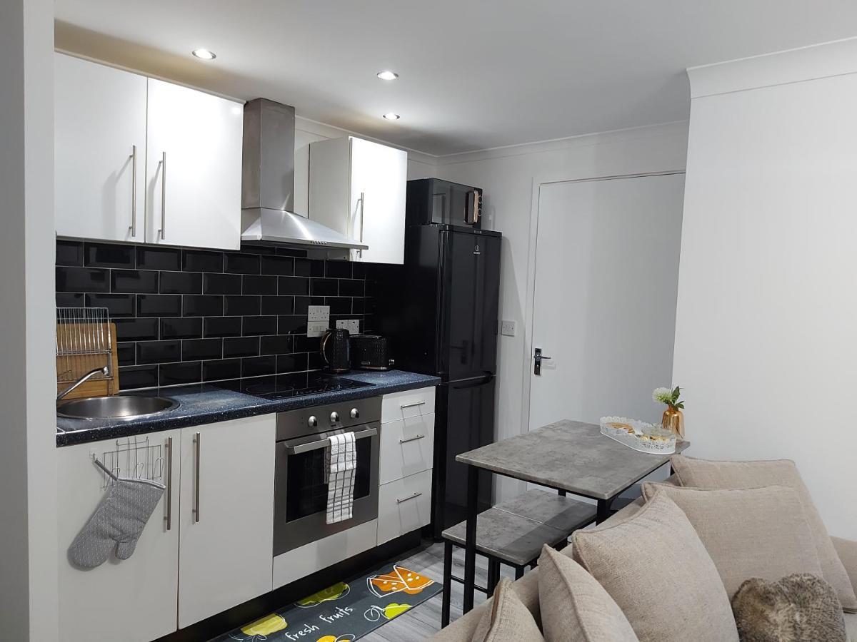 Lovely 1-Bedroom Condo With Parking On Premises Minworth Eksteriør billede
